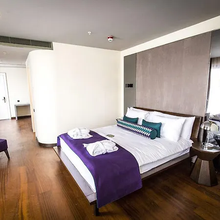 Hotel Eightdays 3*